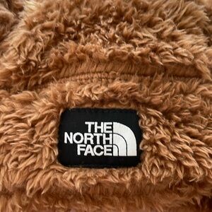 Baby northface hat! 6-24 months!